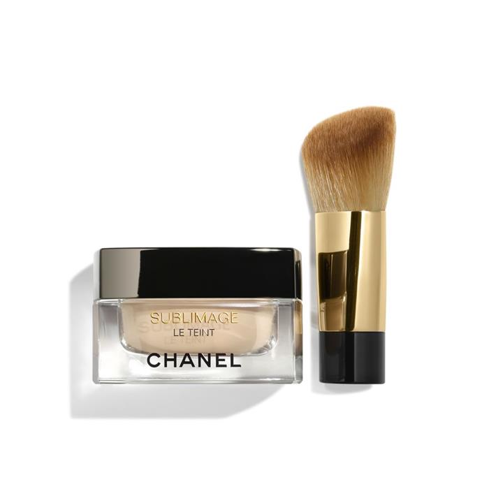 CREME-MAKEUP FÜR ULTIMATIVE REGENERATION UND LEUCHTKRAFT