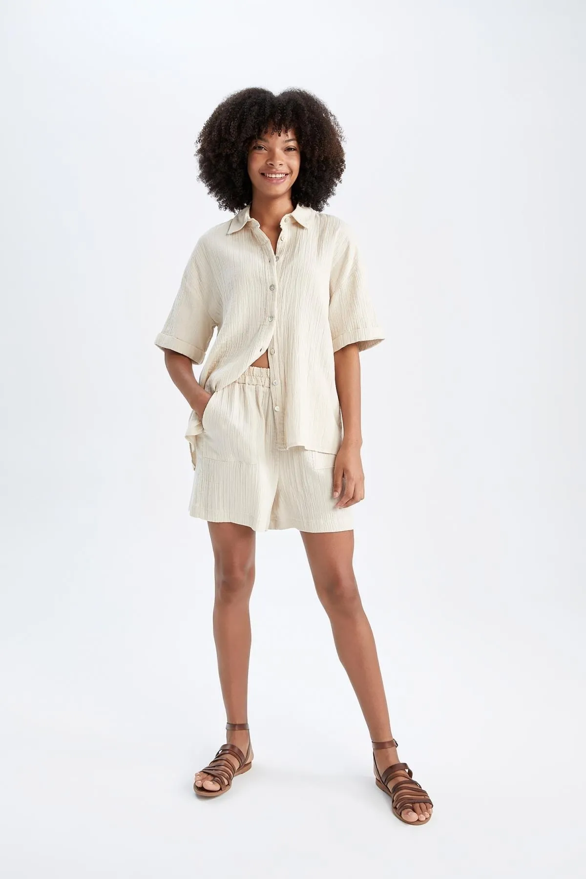 DeFacto  Regular-Fit-Shorts aus Musselin mit normaler Taille