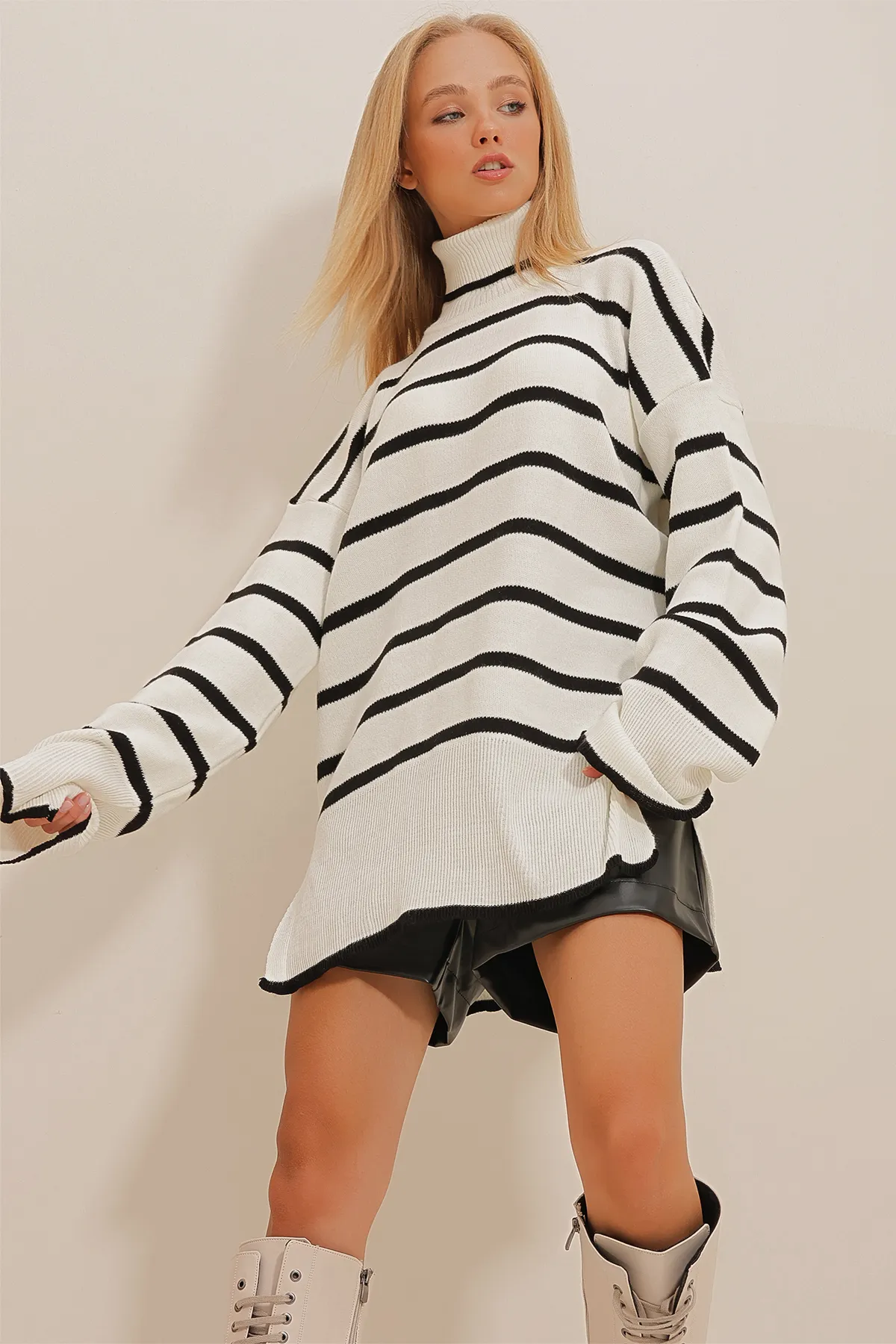 Trend Alaçatı Stili  Pullover - Ecru - Oversized