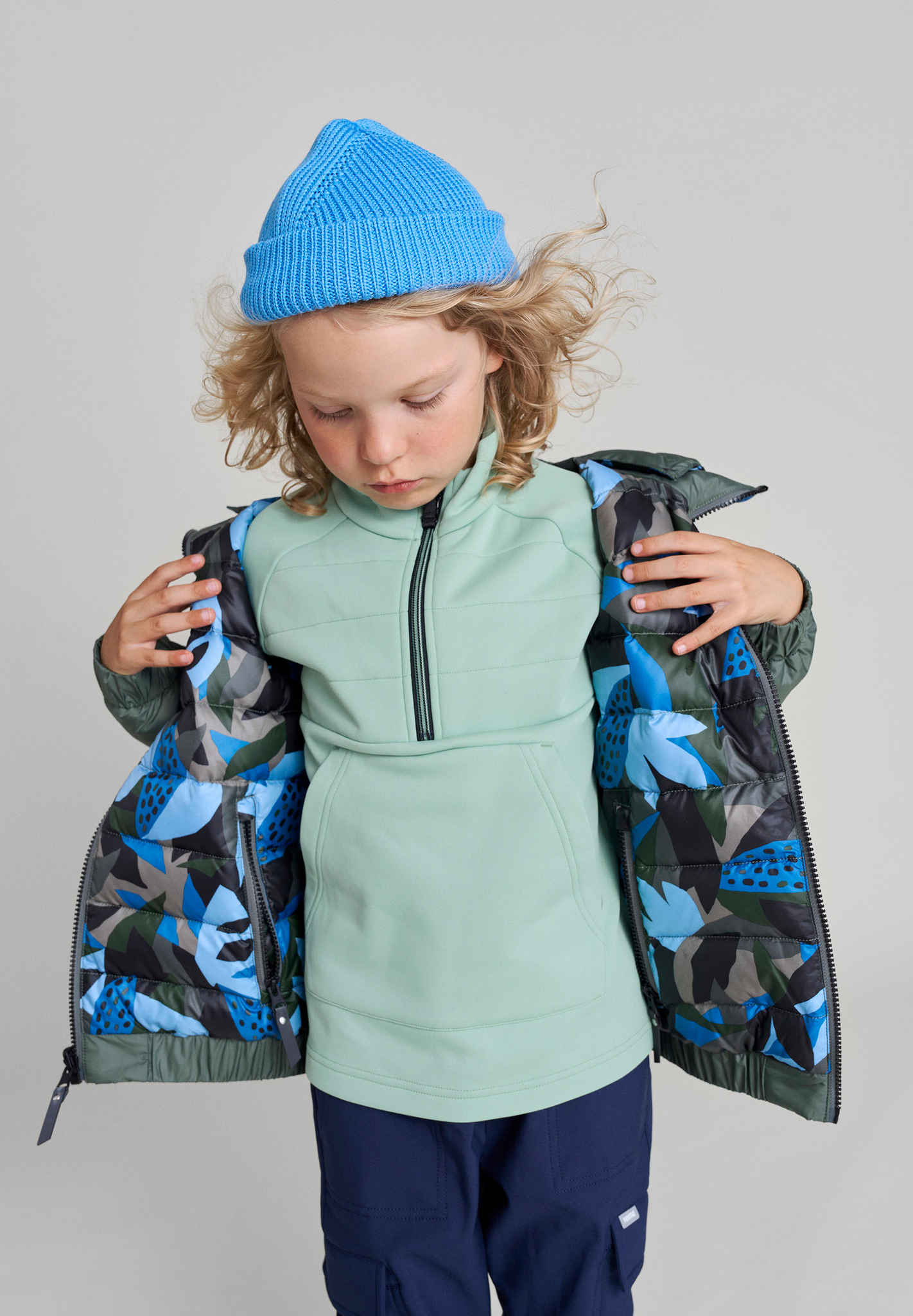 Kinder Coffee Bean Sweatshirt Kupista