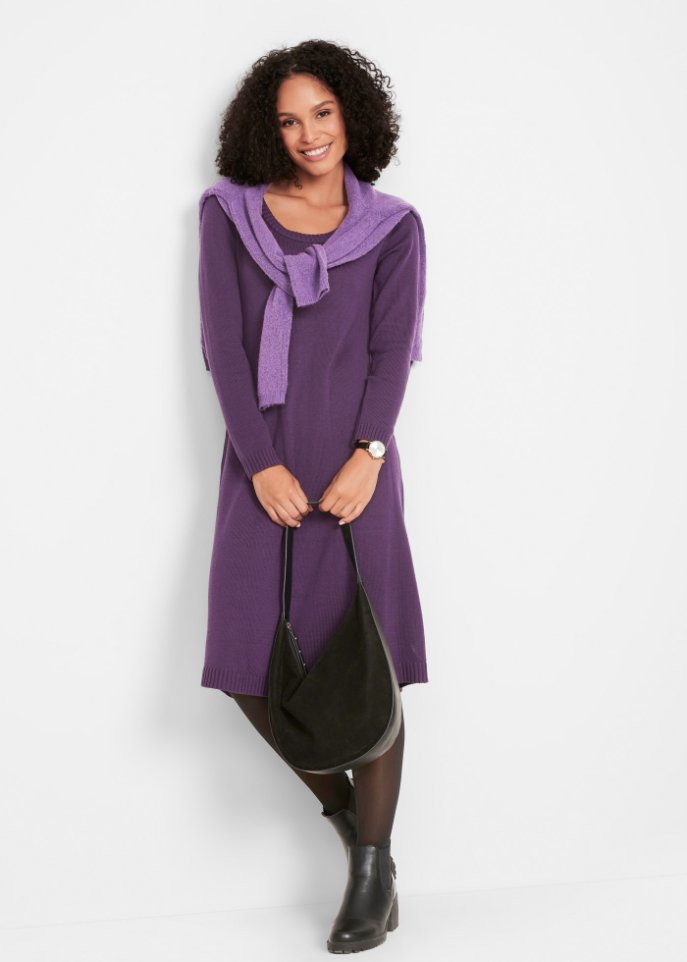 Knieumspielendes Strickkleid in ausgestellter Form