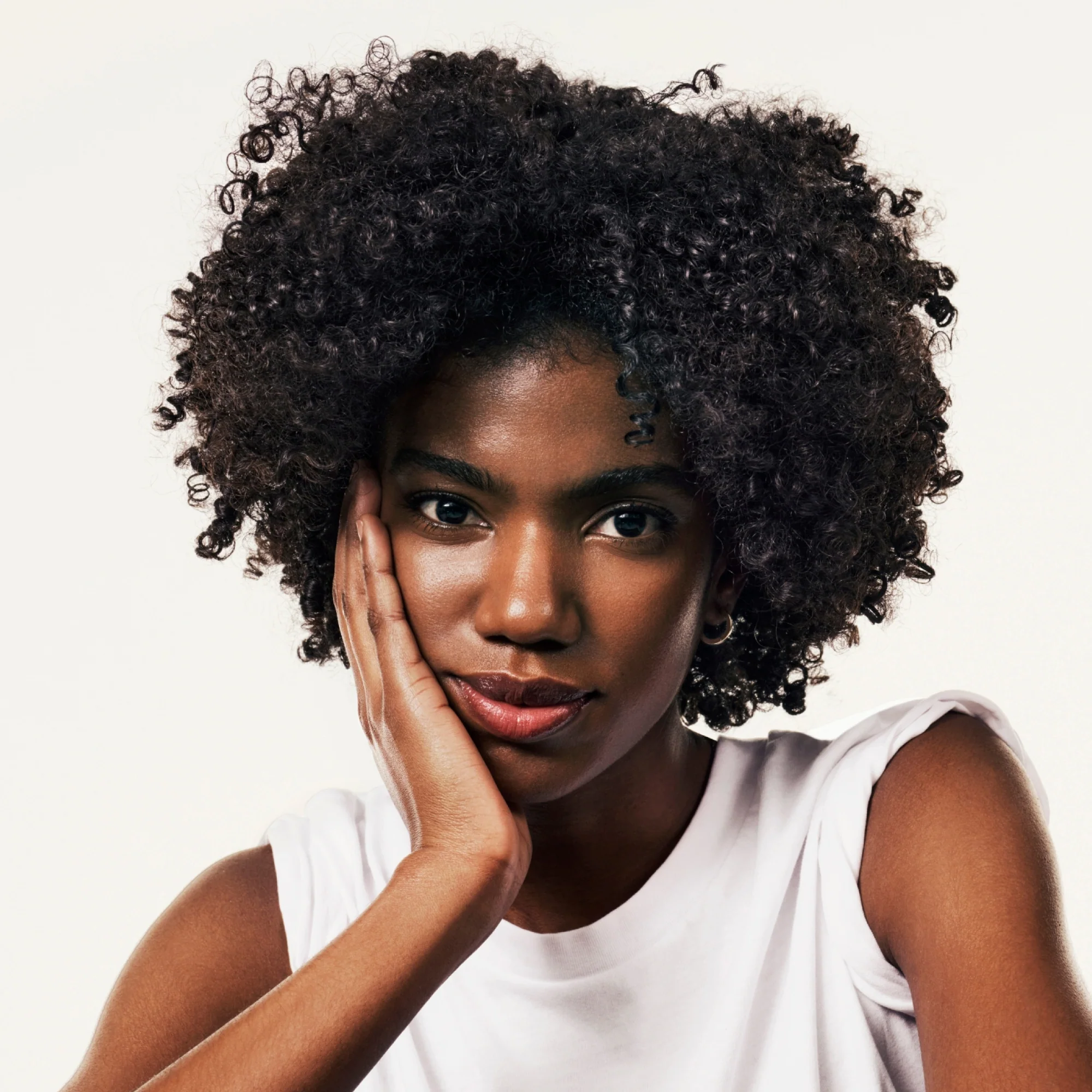 Acondicionador para el cuidado del cabello n.° 5 Bond Maintenance® - Acondicionador hidratante y reparador para el cabello.