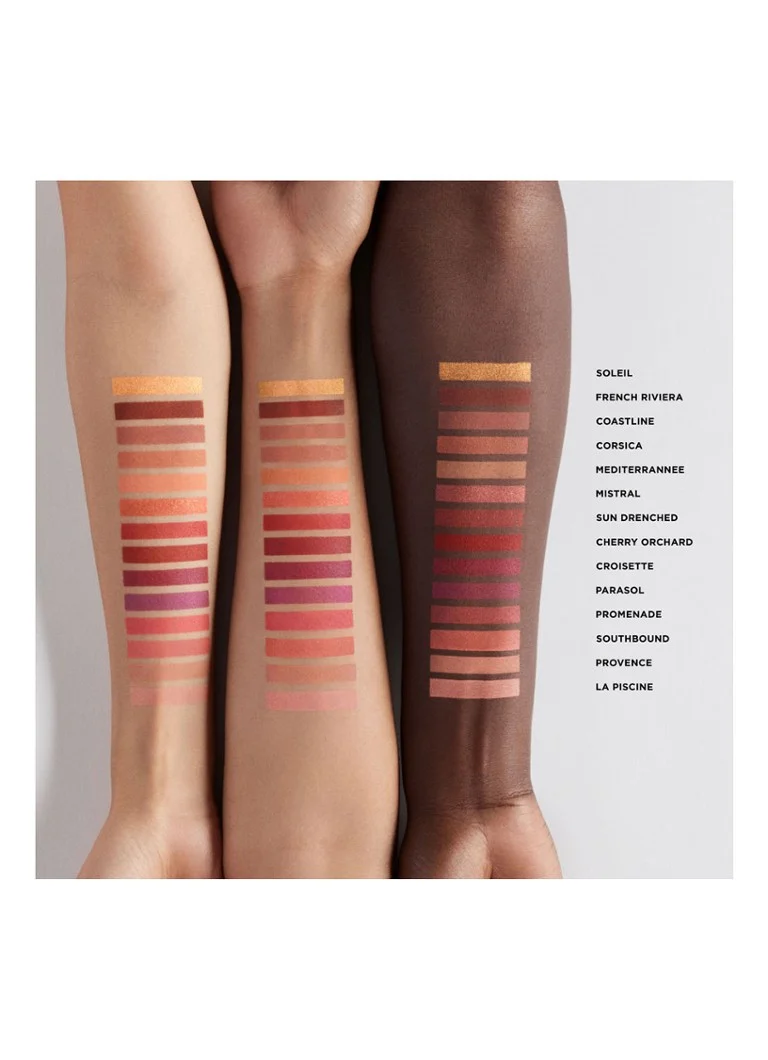 Fard de obraz hidratant Laura Mercier