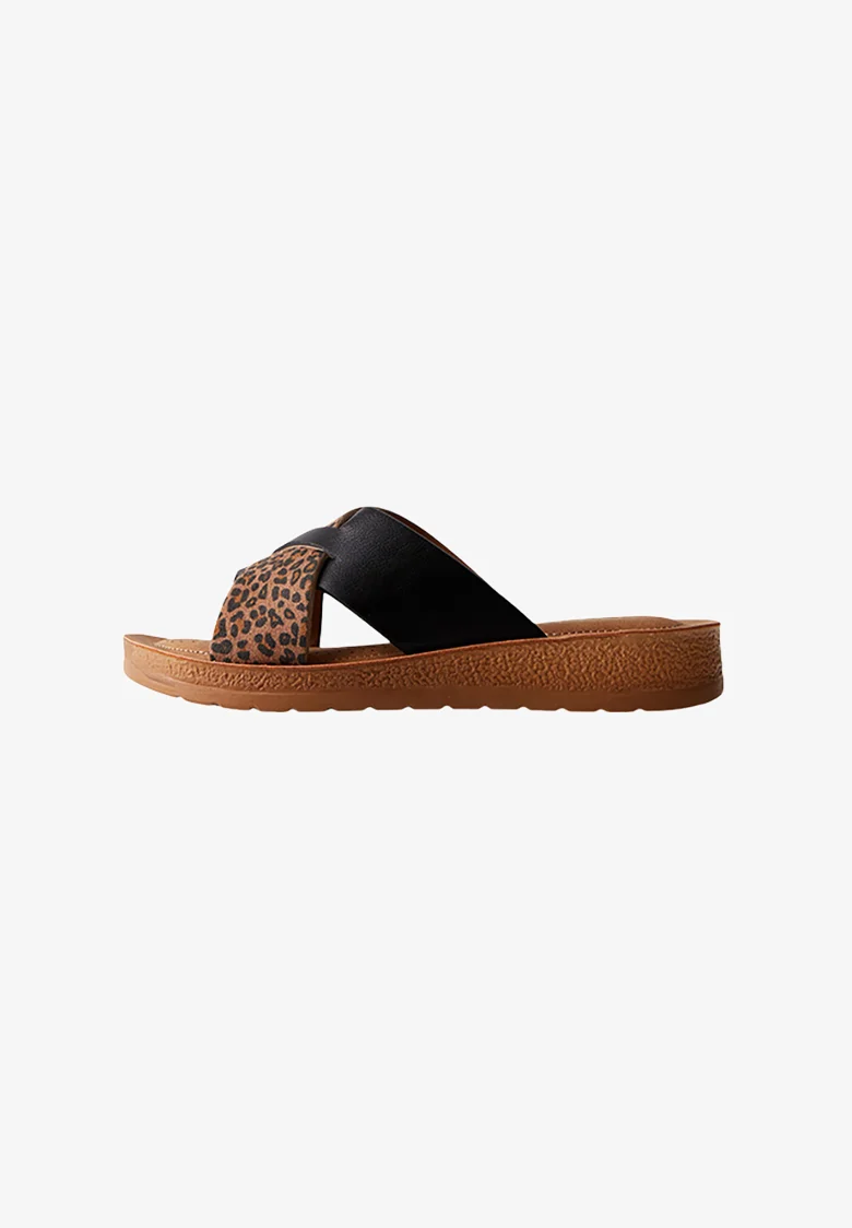 New Look Wide Fit Pantuflas con estampado de leopardo y corte ancho