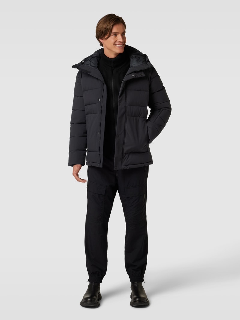 Steppjacke mit Label-Stitching Modell 'EASTCLIFF' in schwarz