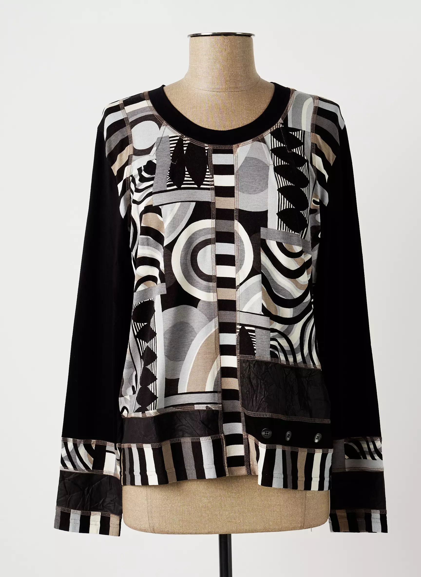 Guy Dubouis Tshirts Femme couleur noir