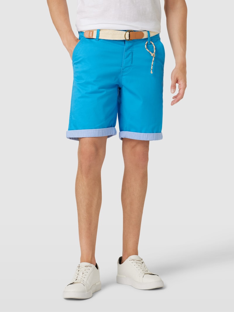 Chinoshorts mit französischen Eingrifftaschen in himmelblau