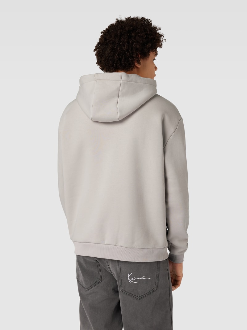 Hoodie mit Label-Detail in mittelgrau