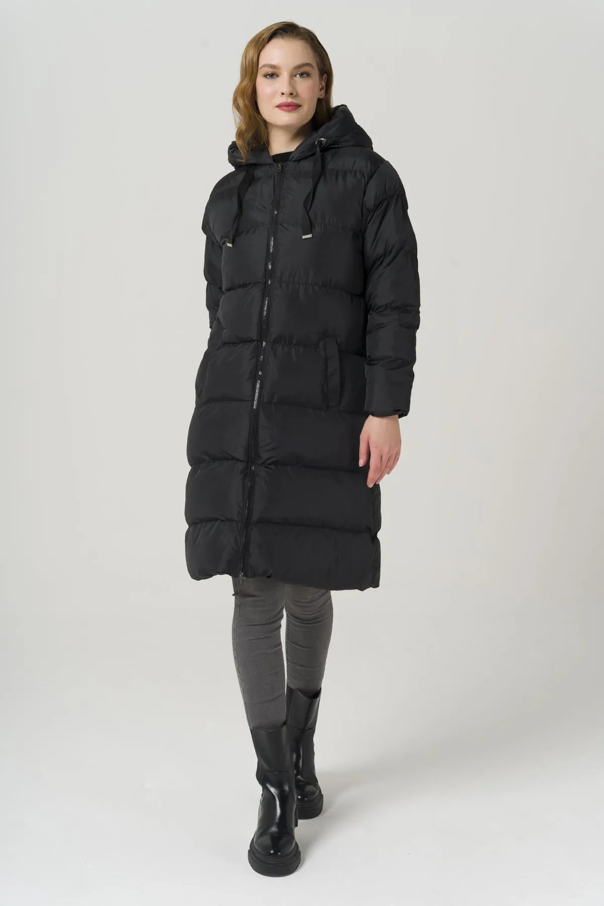 Olcay  Puffermantel aus Grosgrain mit Kapuze, Schwarz, 6404