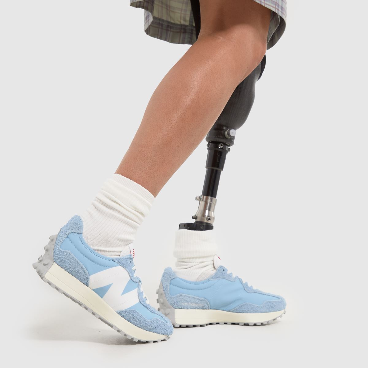 New Balance 327 sportcipő fehér és kék színben
