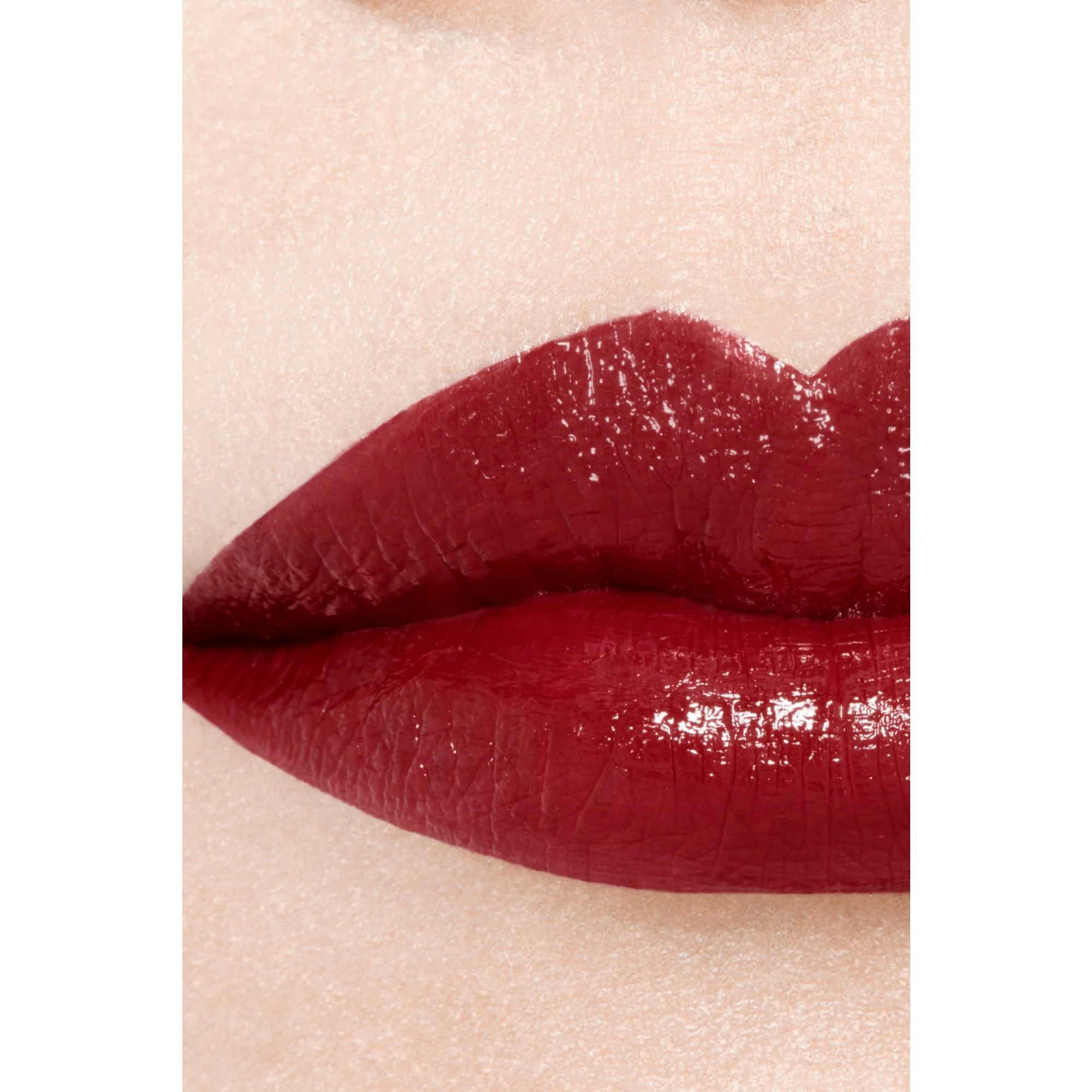 ROUGE ALLURE LAQUE - ΤΟ ΕΞΑΙΡΕΤΙΚΑ ΔΙΑΡΚΕΣ, ΛΑΜΠΕΡΟ ΡΕΥΣΤΟ ΚΡΑΓΙΟΝ
