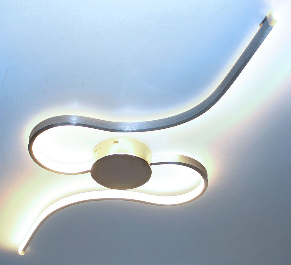 Lewima LED Deckenleuchte VILNIS, XL groß 70x55cm 24W, Welle Design Deckenlampe Silber, Dimmbar mit Memory Funktion, Warmweiß / Kaltweiß einstellbar, Chrom Wand Lampe Leuchte Alu Satiniert gebürstet