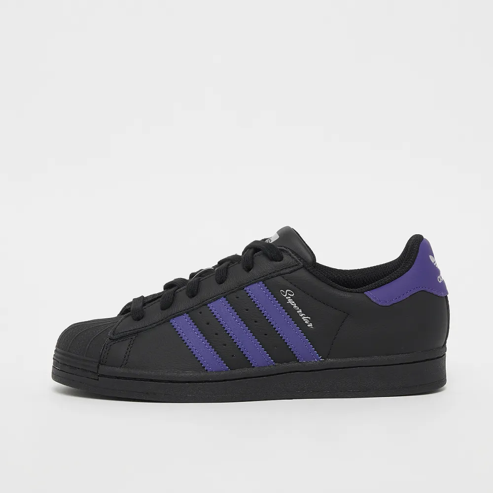 adidas Superstar IE3000 / schwarz