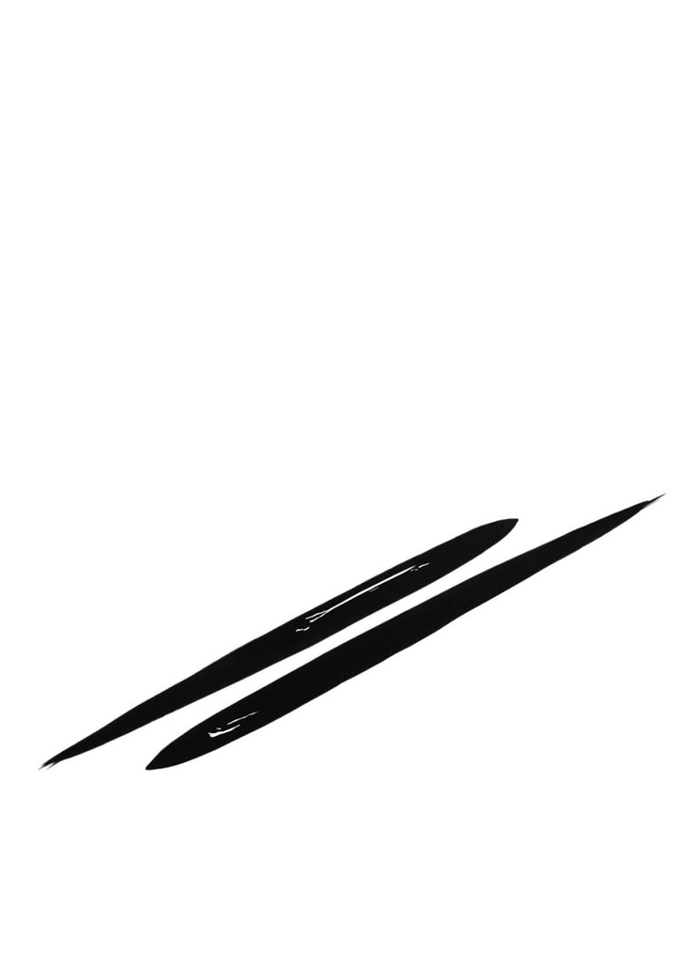CHANEL NESTEMÄINEN EYELINER PITKÄKESTOISEEN JA INTENSIIVISEEN TULOKSEEN