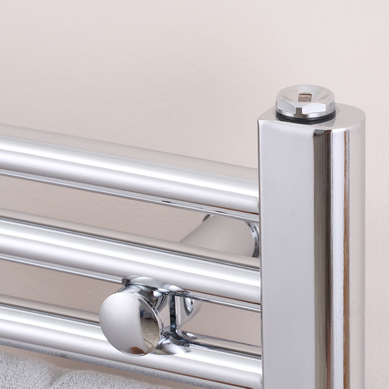 HOMCOM Handtuchheizkörper hydronische Handtuchwärmer Handtuchtrockner Badheizkörper 14 Heizstäbe Heizkörper für Badezimmer Wandmontage Kohlenstoffstahl Silber 600 x 800 mm