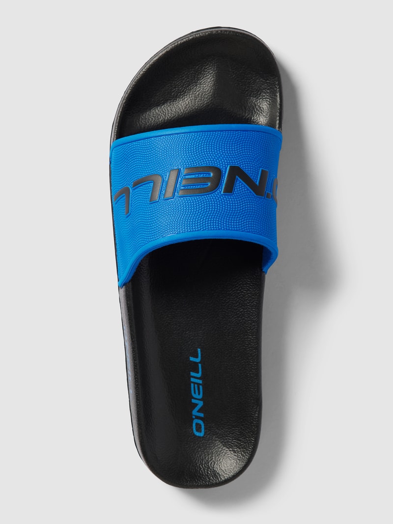 Slides mit Label-Applikation in royalblau
