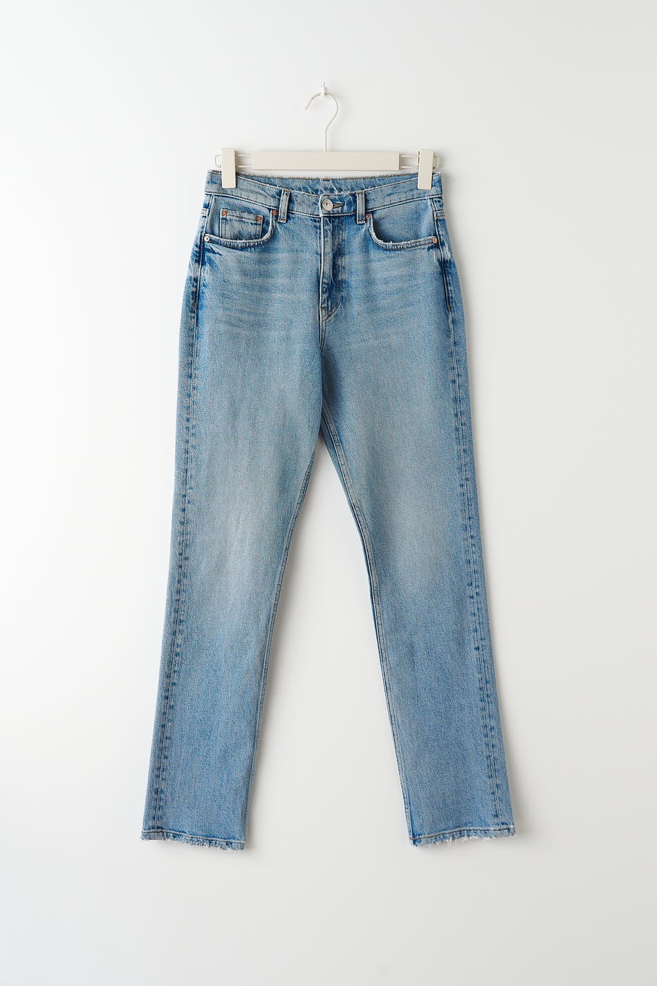 Straight slim jeans