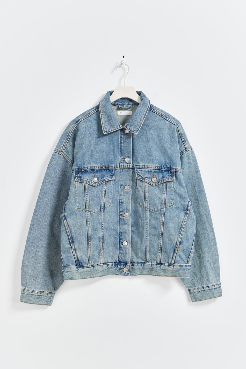 Loose denim jacket