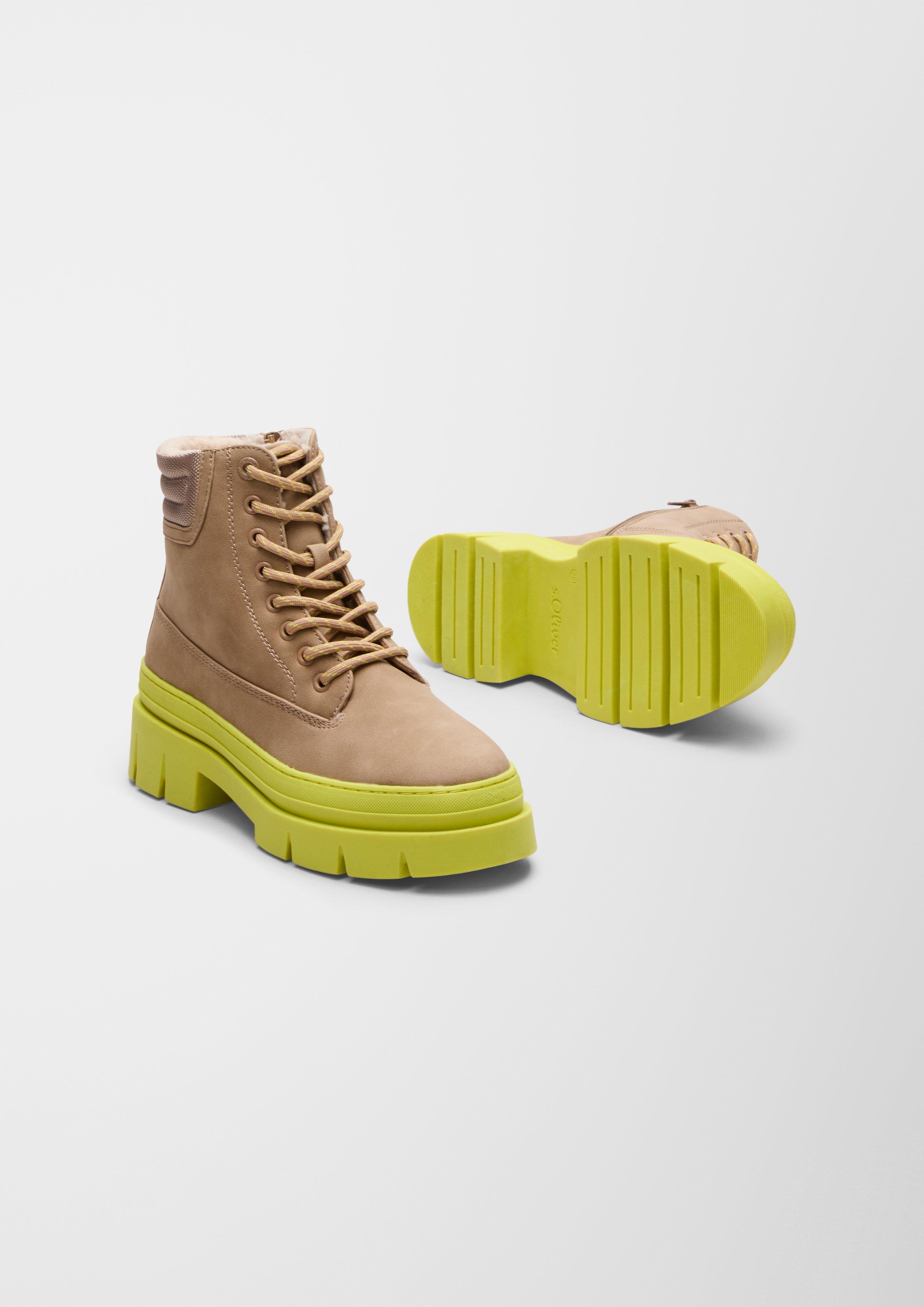 Stiefel mit Kontrast-Sohle  6007152-440