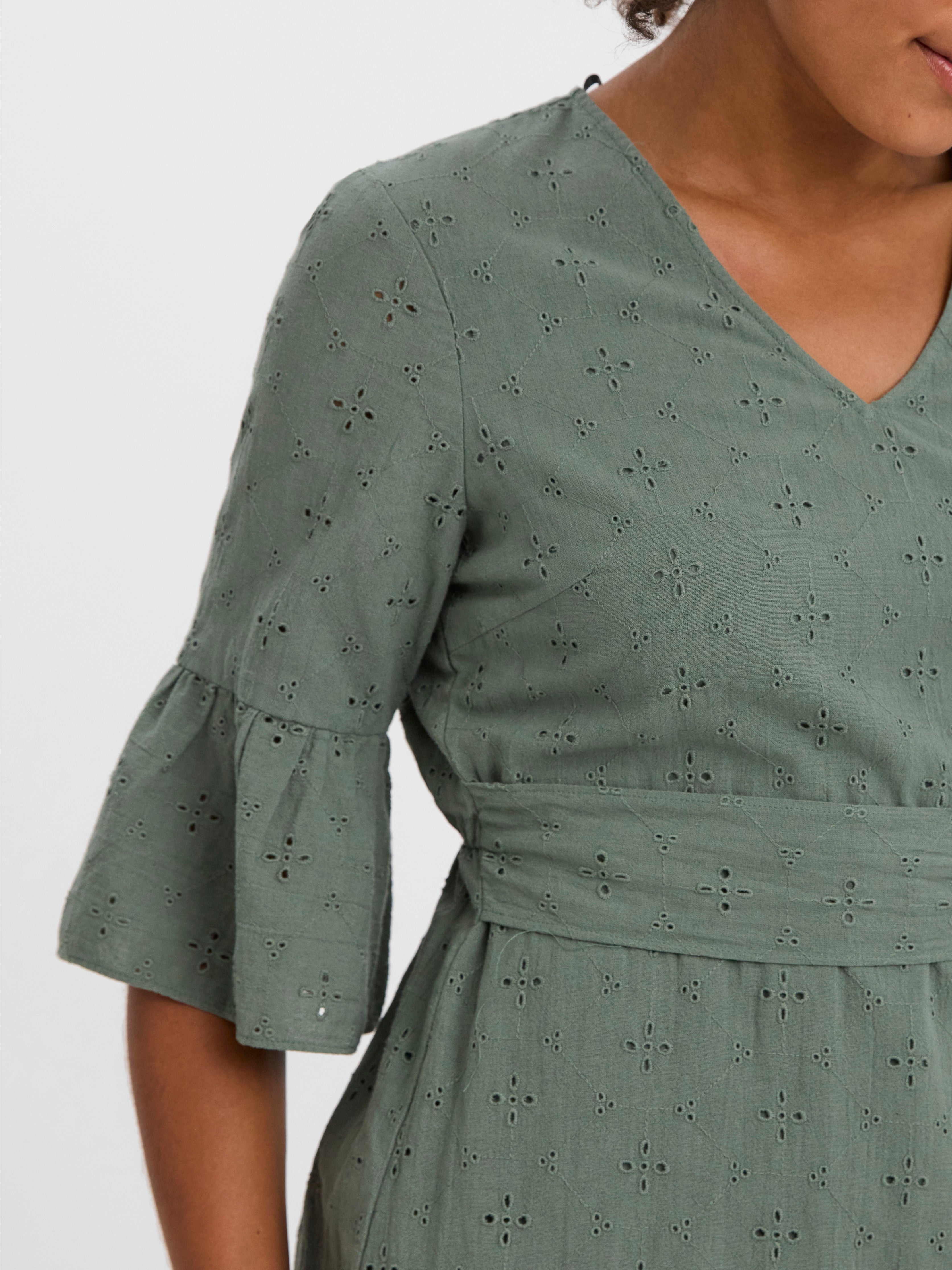 VMBELLA Kurzes Kleid