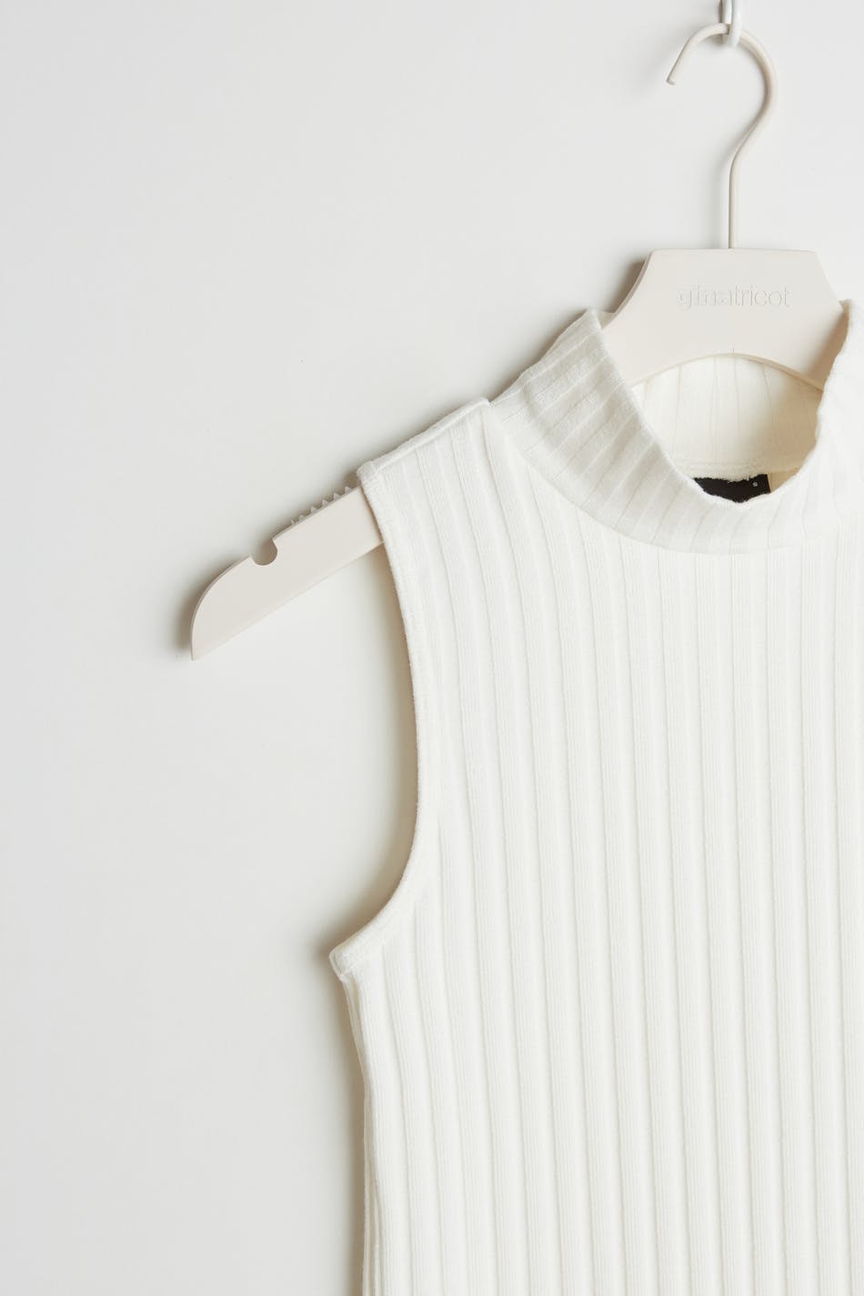Tara rib tank