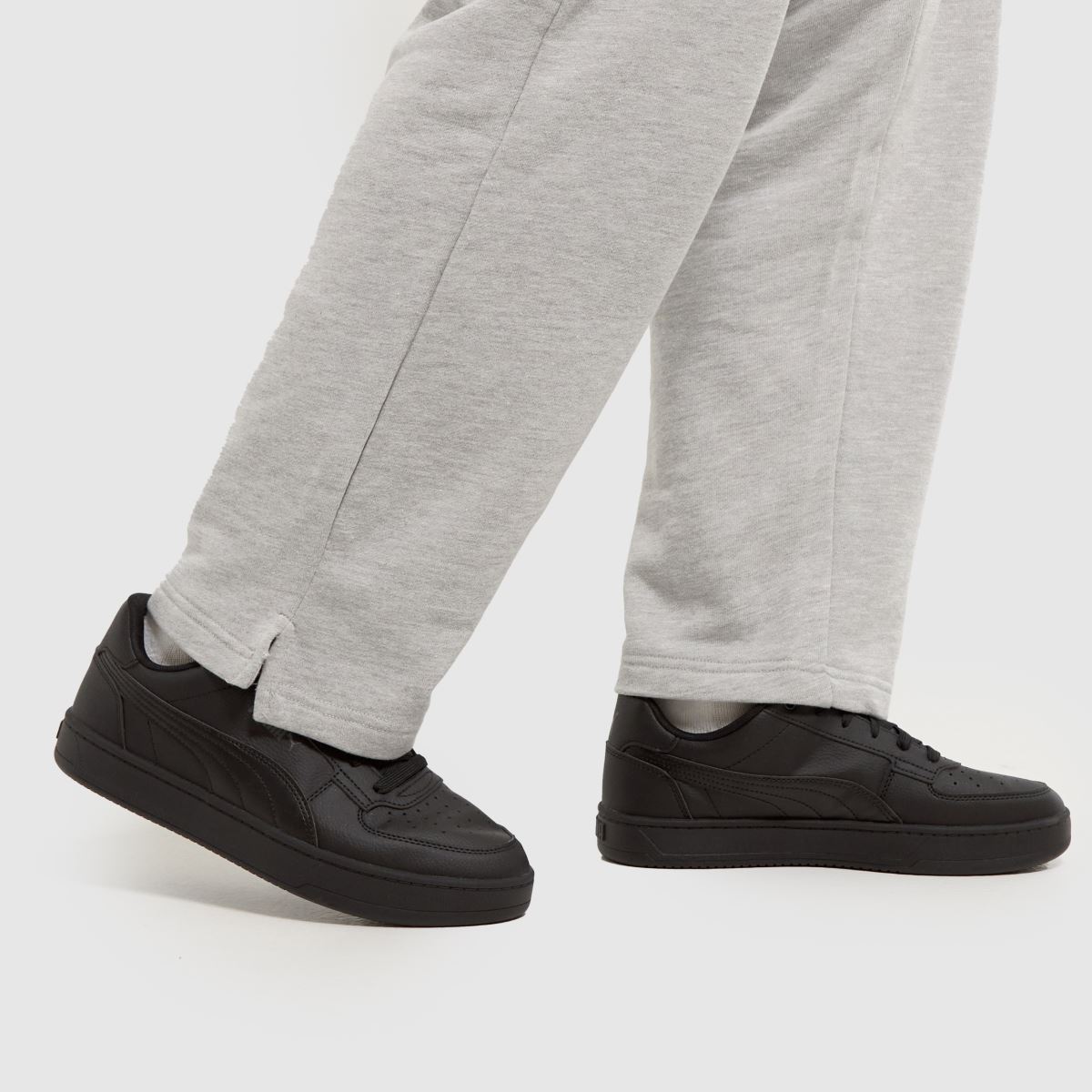 PUMA – Caven 2.0 – Svarta träningsskor