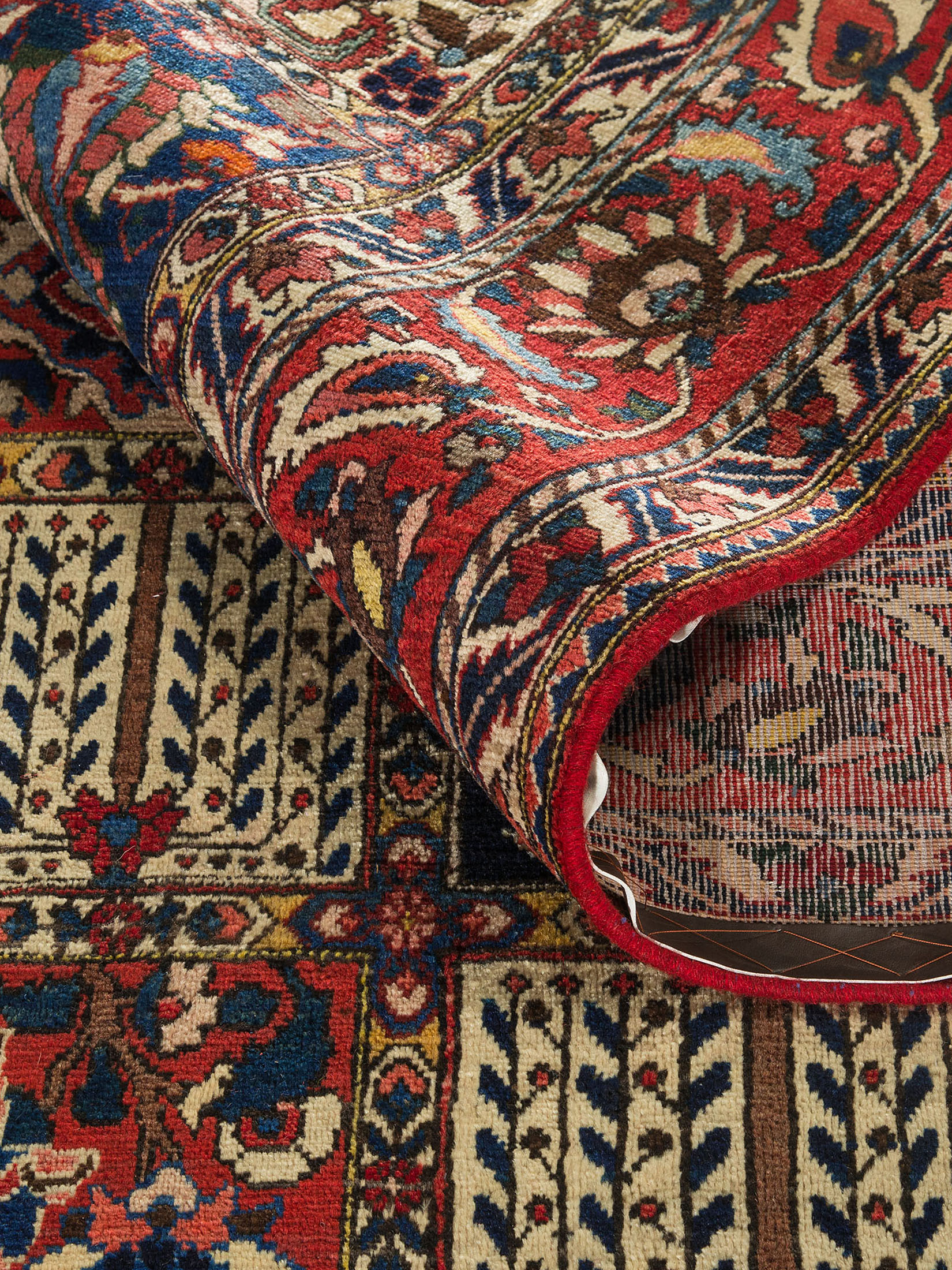 Bachtiar Semiantik ca. 210 x 314 cm, Unikat / Einzelstück