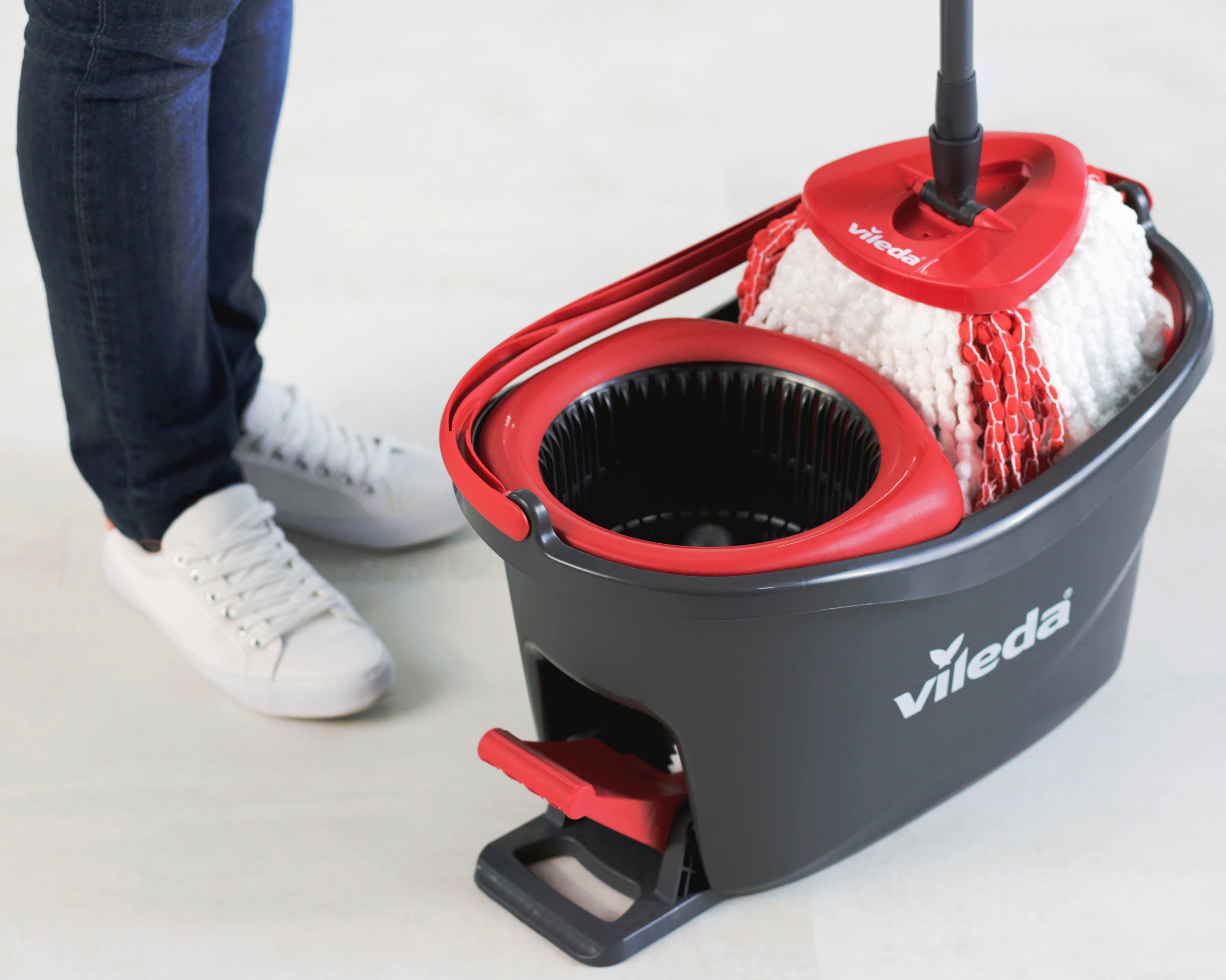 Vileda Bodenwischer-Set TURBO Box inkl. Classic Ersatzbezug (Set, 3-St., Wischmop-Set mit Powerschleuder und Fußpedal und 3-tlg. Teleskopstiel), ergonomischer, leichter Eimer mit praktischem Ausguss und Stielhalter