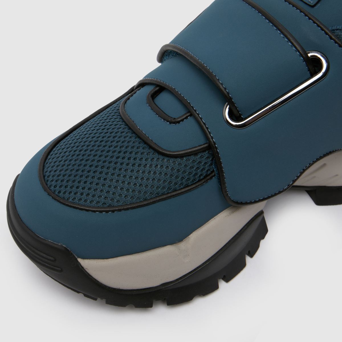 AKUPUNKTUR – Marinblå beefer-sneakers