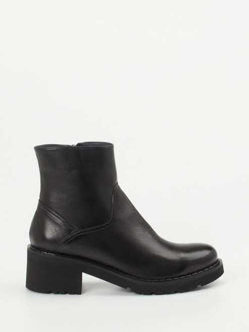 Stiefelette-17170090139 Konstantin Starke