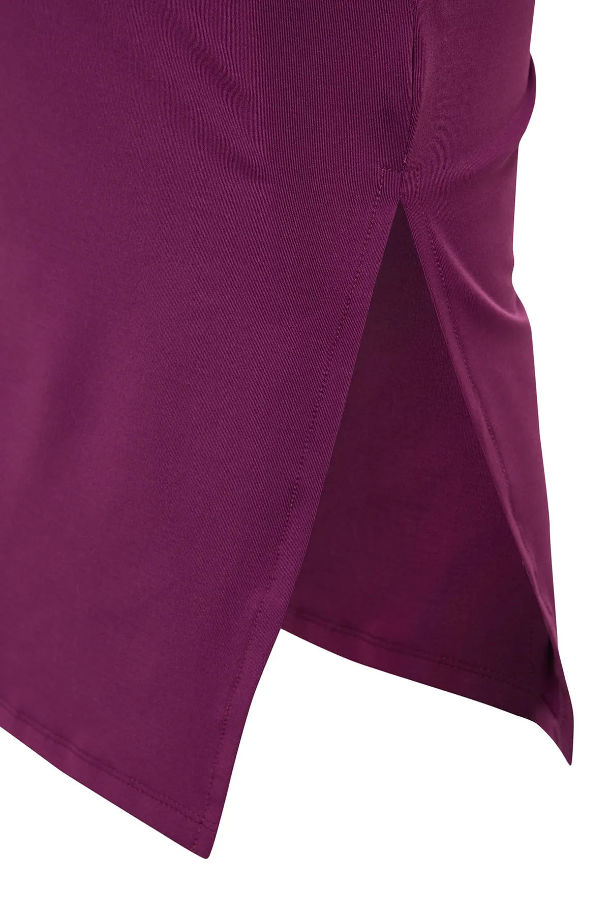 Trendyol Collection  Lilafarbenes Midi-Strickkleid mit asymmetrischem Kragen und einem Ärmel, gerafft und figurbetont TWOAW24EL00172