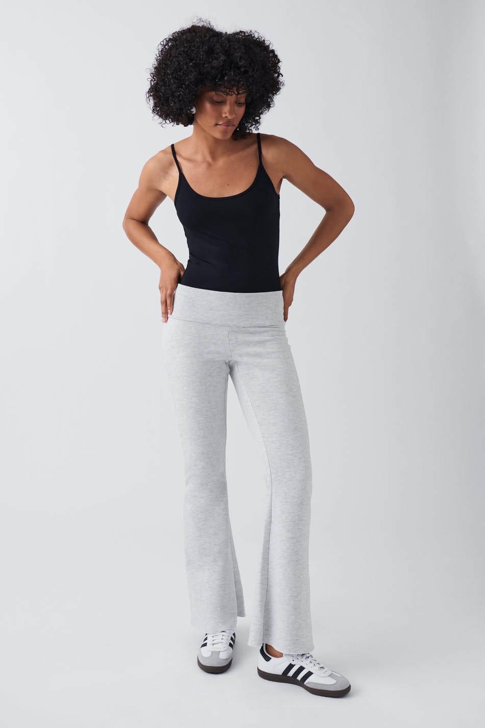 Low flare sweatpants