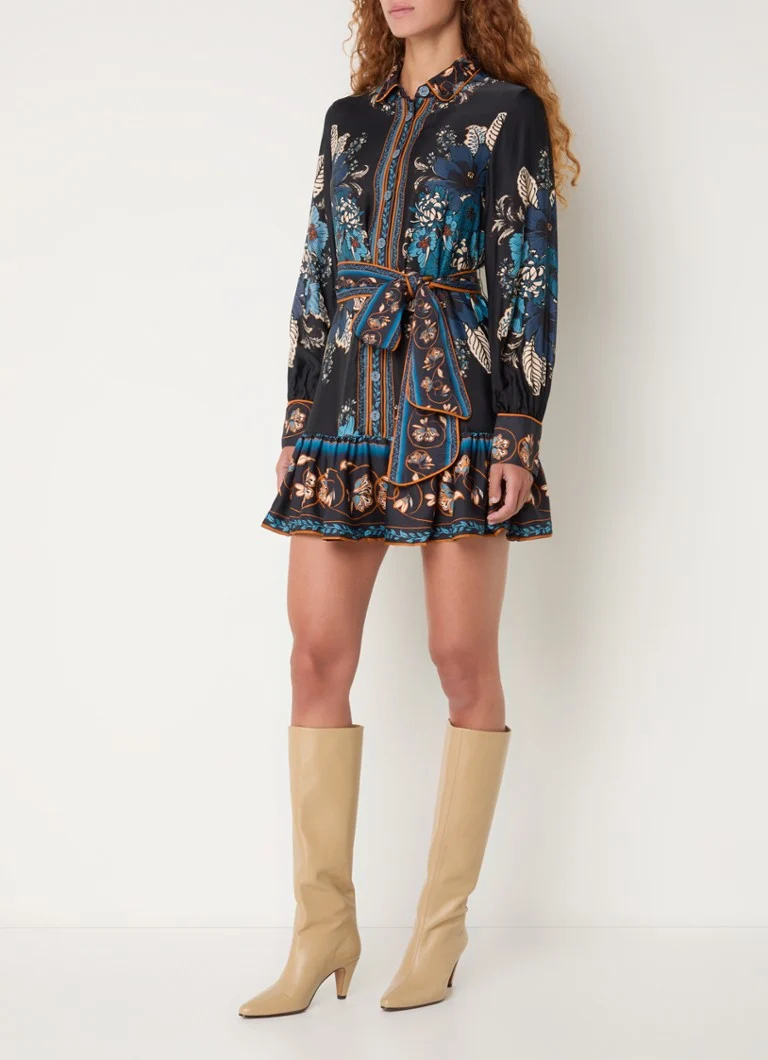Vestido corto tipo blusa de Farm Rio con estampado floral y cinturón de lazo.
