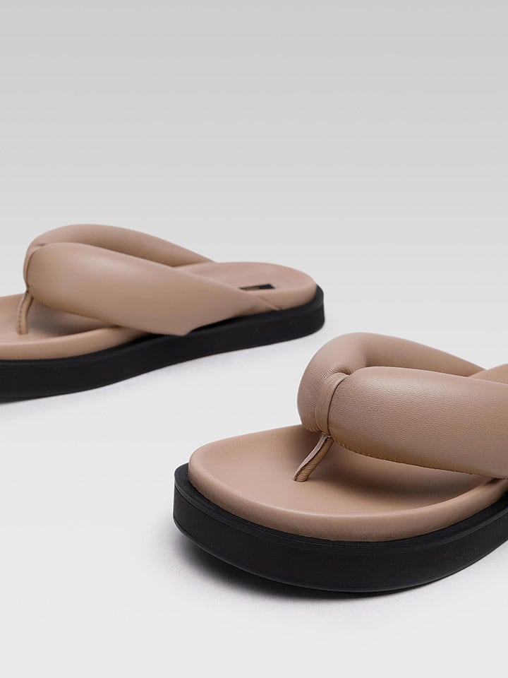 Gino Rossi Leder-Zehentrenner in Beige günstig kaufen