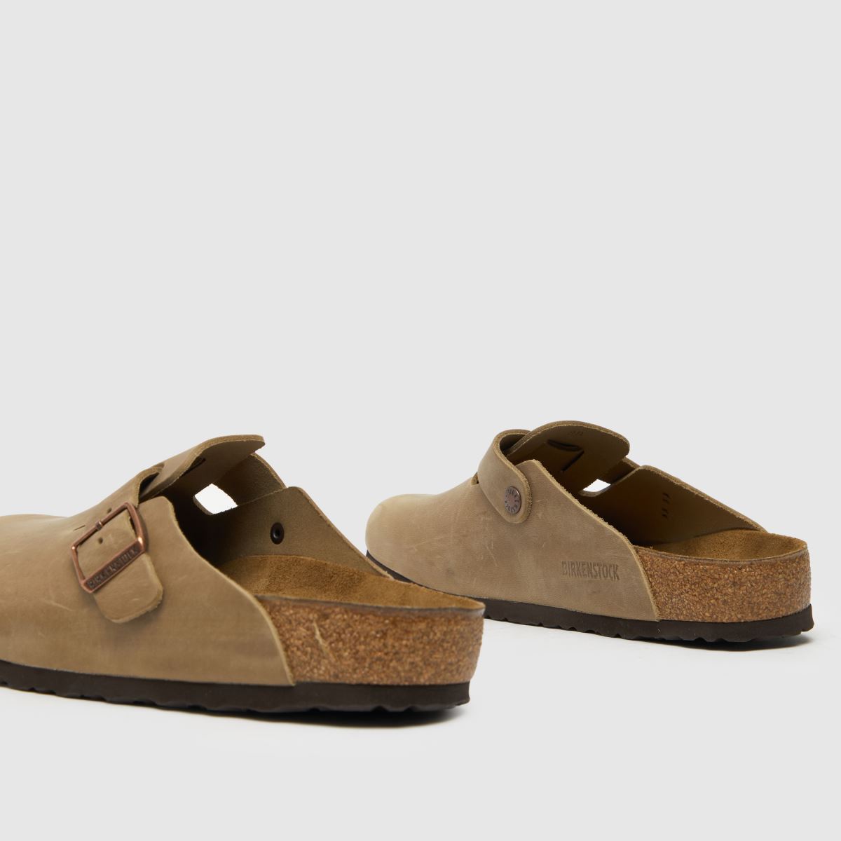 BIRKENSTOCK Boston klumpa szandál dohánybarna színben