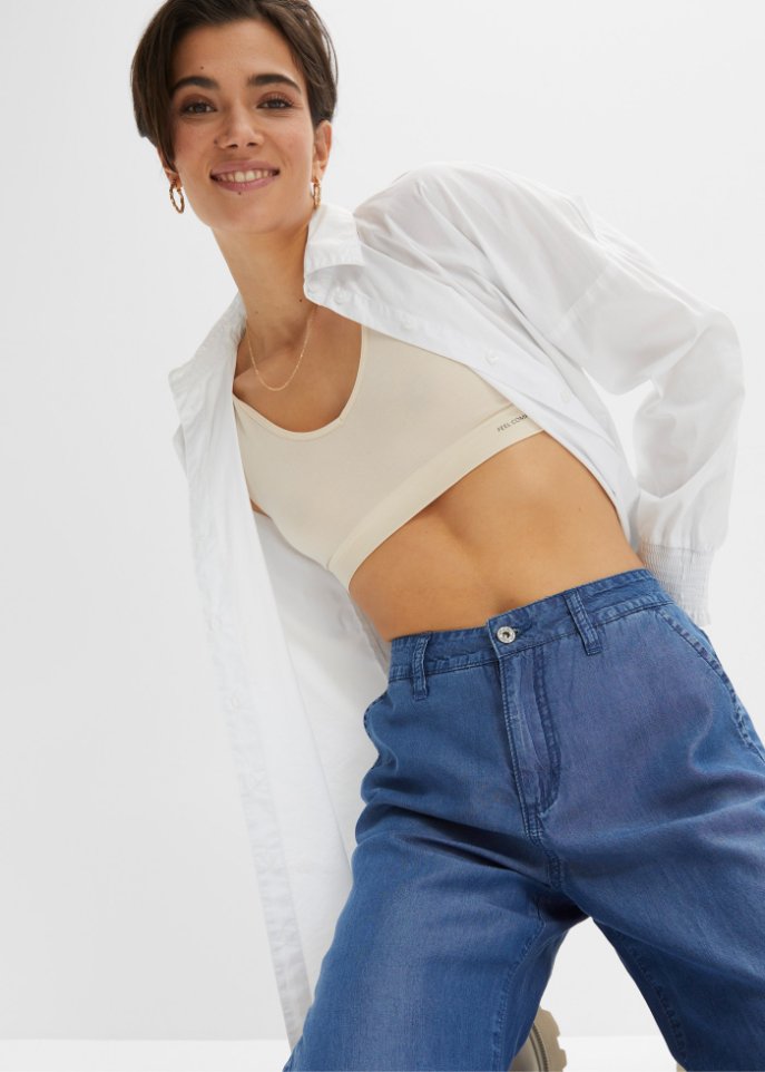 Weite Jeans mit Schlitz aus nachhaltigem Lyocell