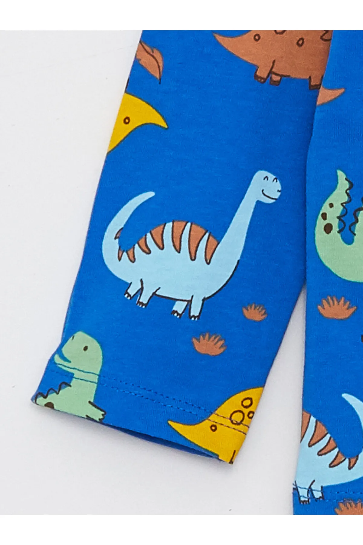 LC Waikiki  Langarm-Pyjama-Set für Jungen mit Hemdkragen und Muster