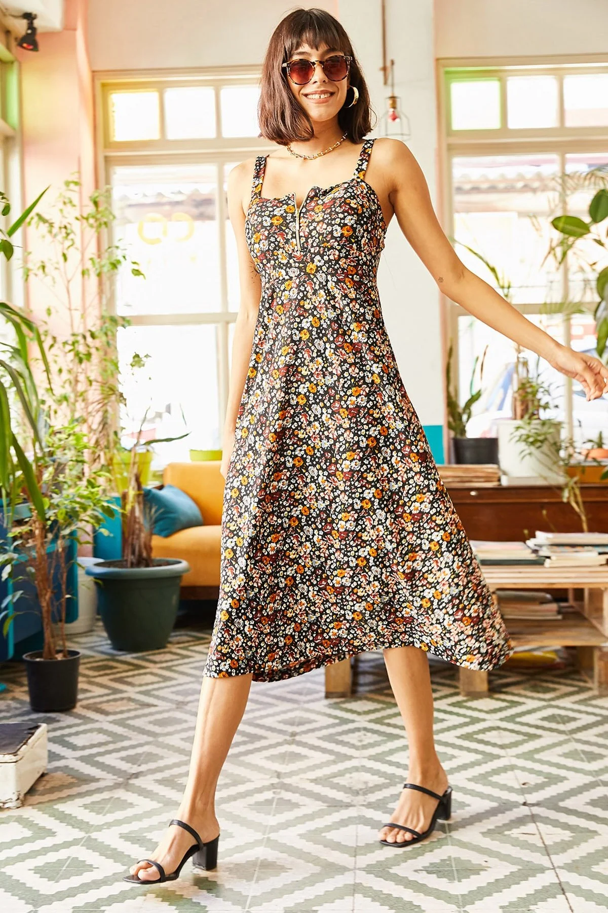 Olalook  Mehrfarbiges, gemustertes Damenkleid mit Reißverschluss ELB-19000615
