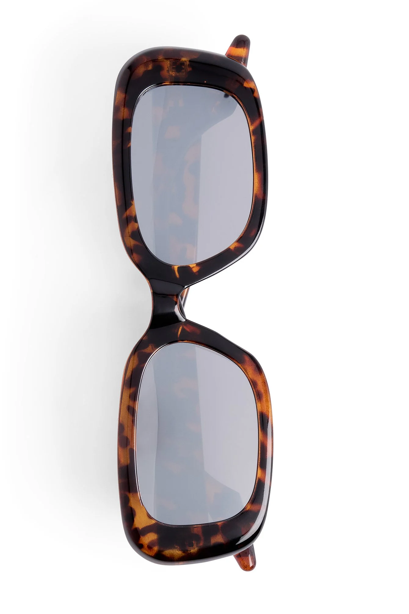 Rectangular Retro Look Sunglasses