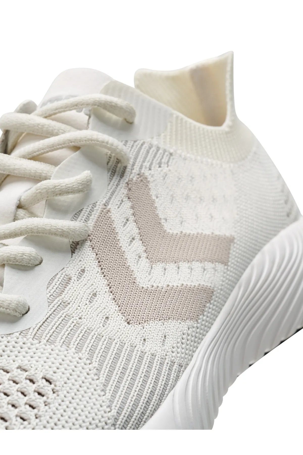 hummel  TRINITY BREAKER NAHTLOS