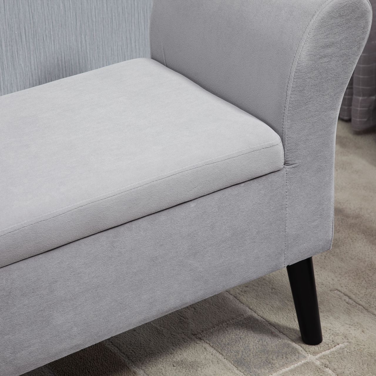 HOMCOM Sitzbank Polsterbank mit Stauraum Armlehnen Truhenbank modern Flur Schlafzimmer Wohnzimmer samtartiges Polyester Gummiholz Hellgrau 111,5 x 41 x 65 cm
