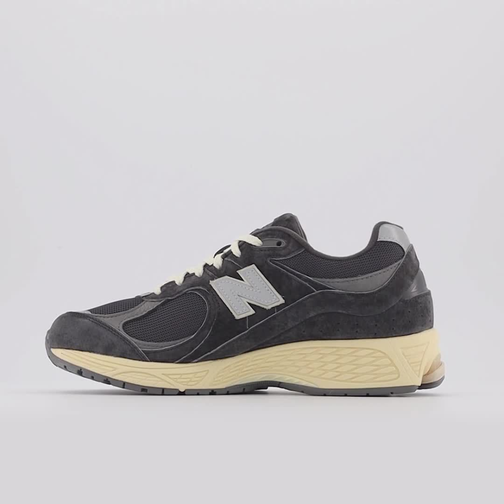 New Balance 2002R M2002RHO / schwarz