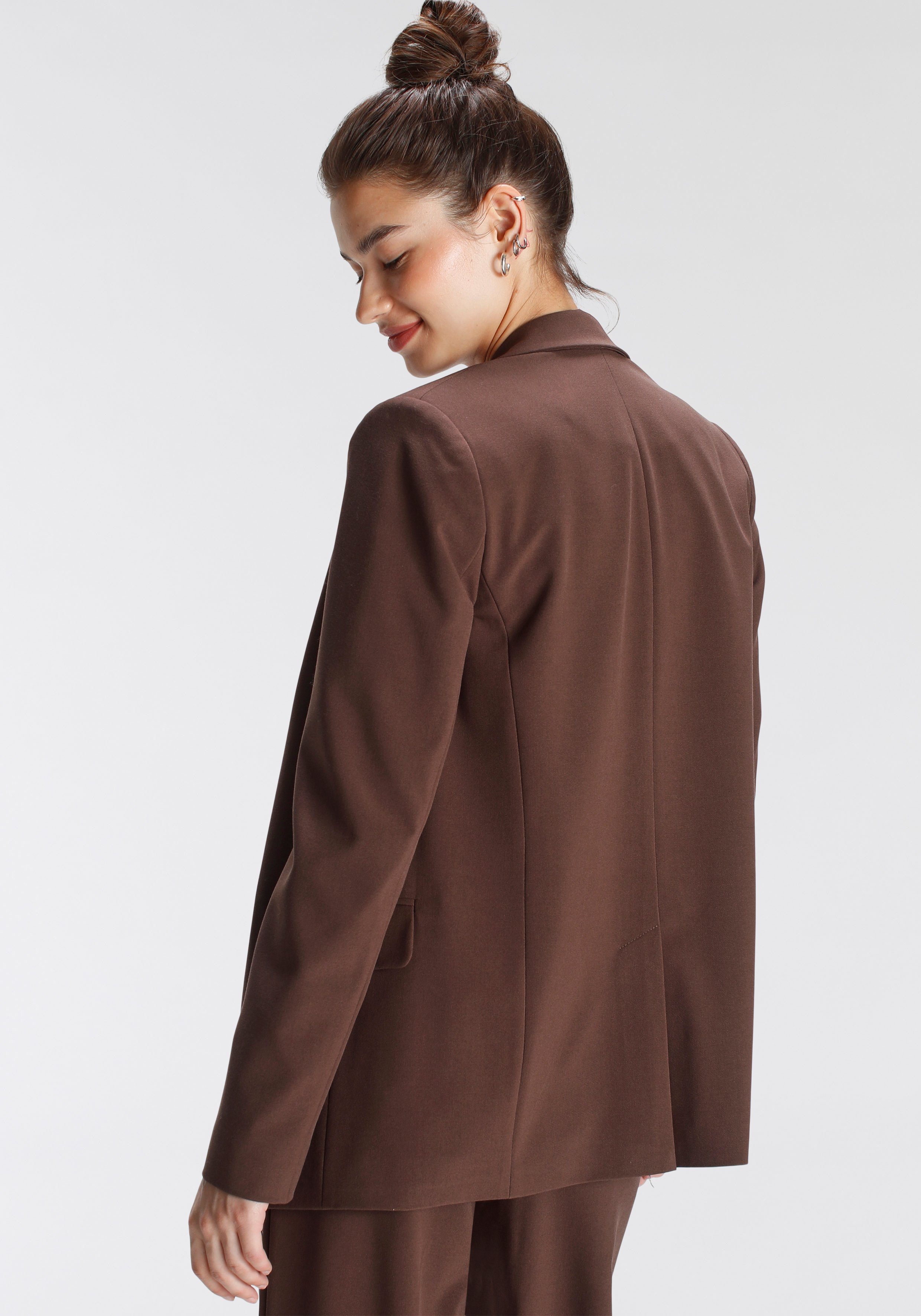Tamaris Kurzblazer in Trendfarbe