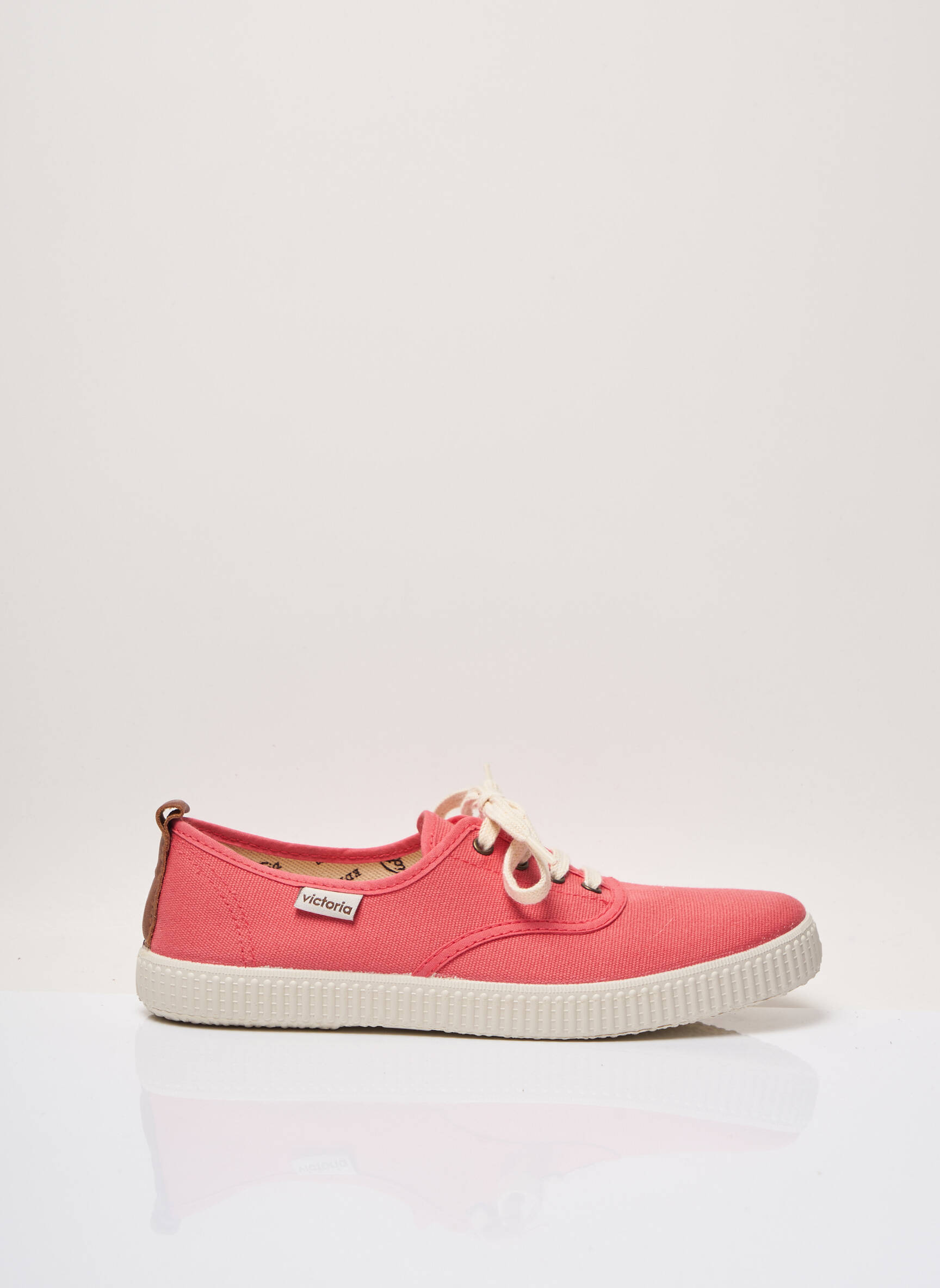 Victoria Baskets Femme couleur rose