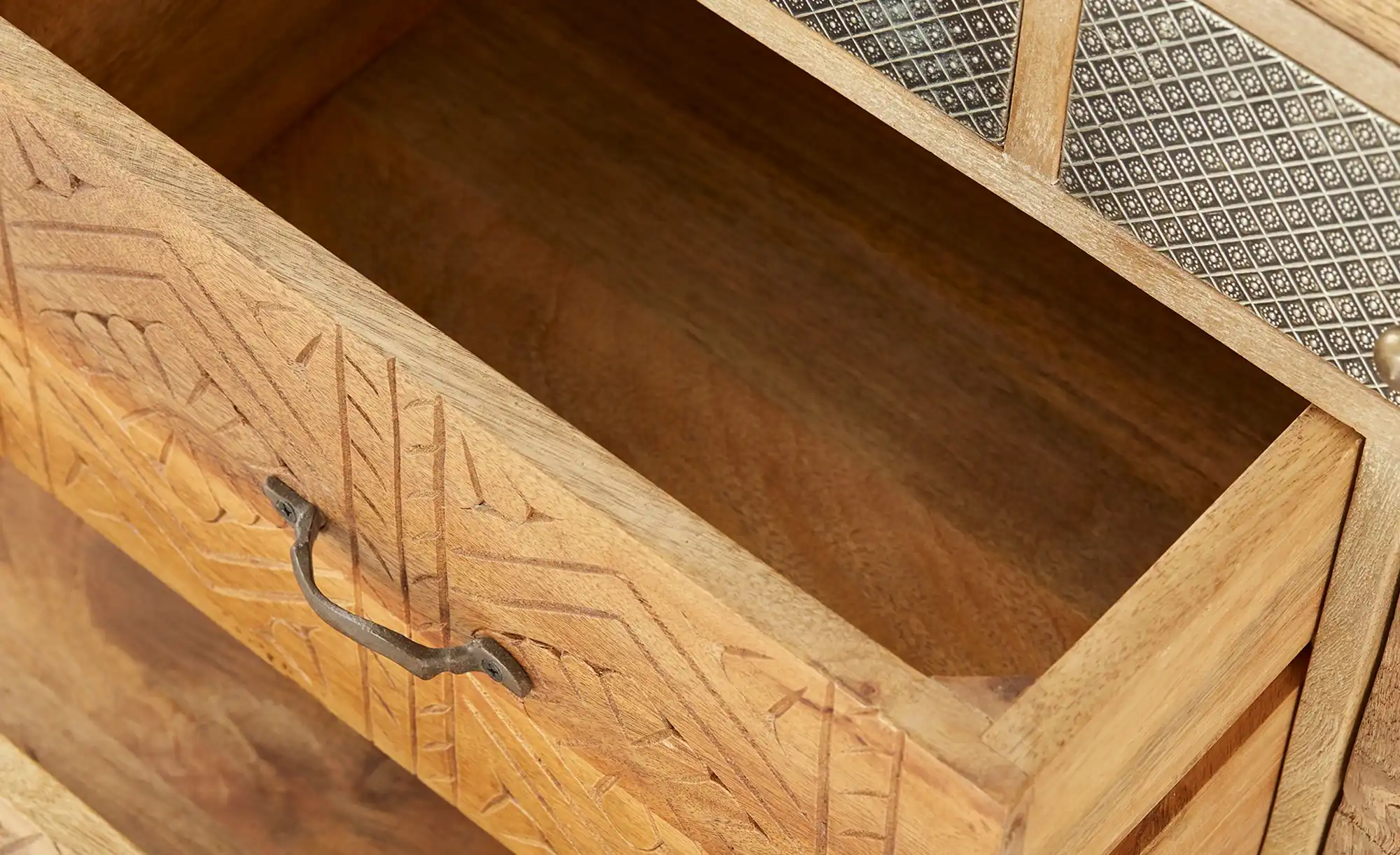 Sideboard