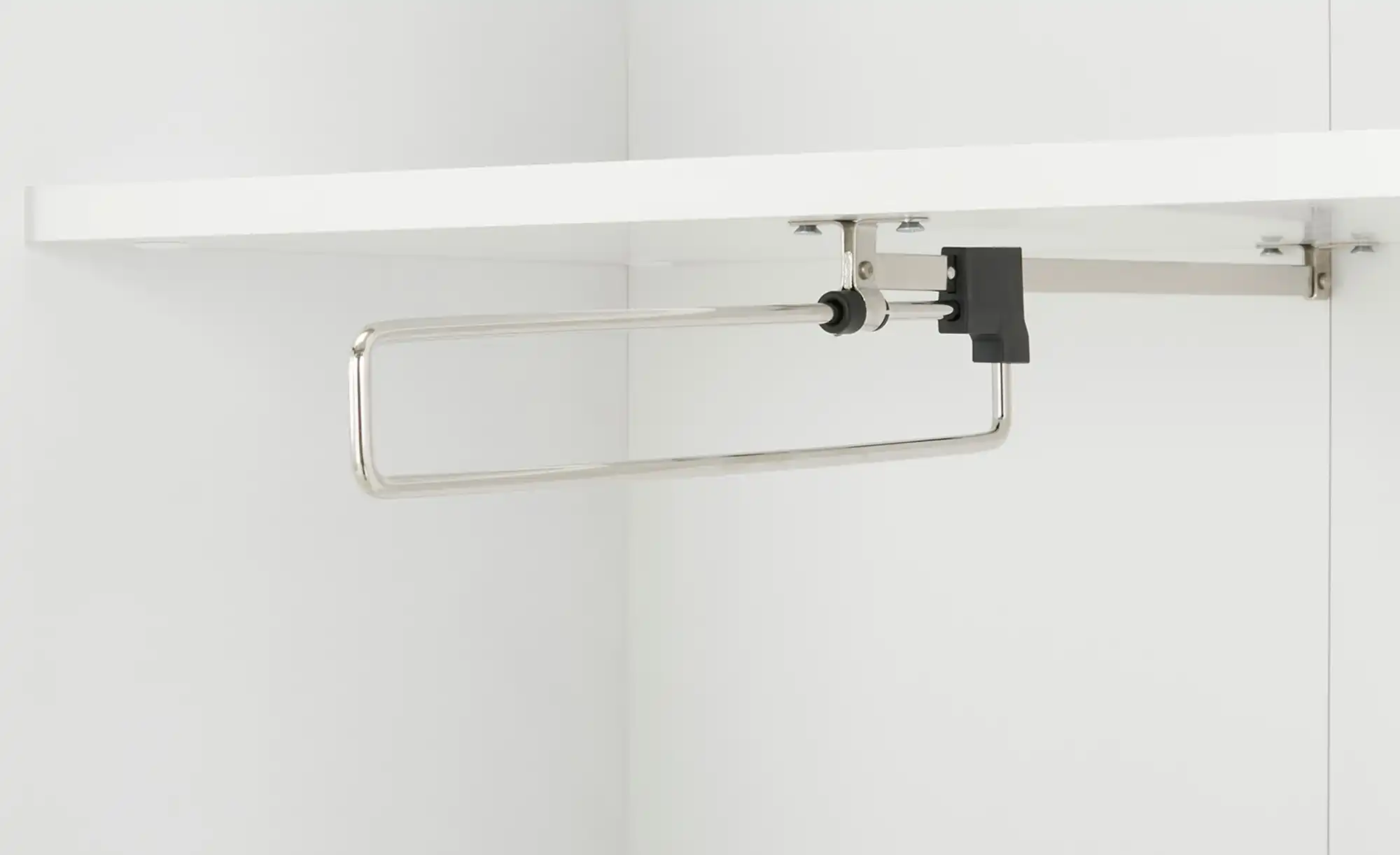 Garderobenschrank mit Spiegeltür