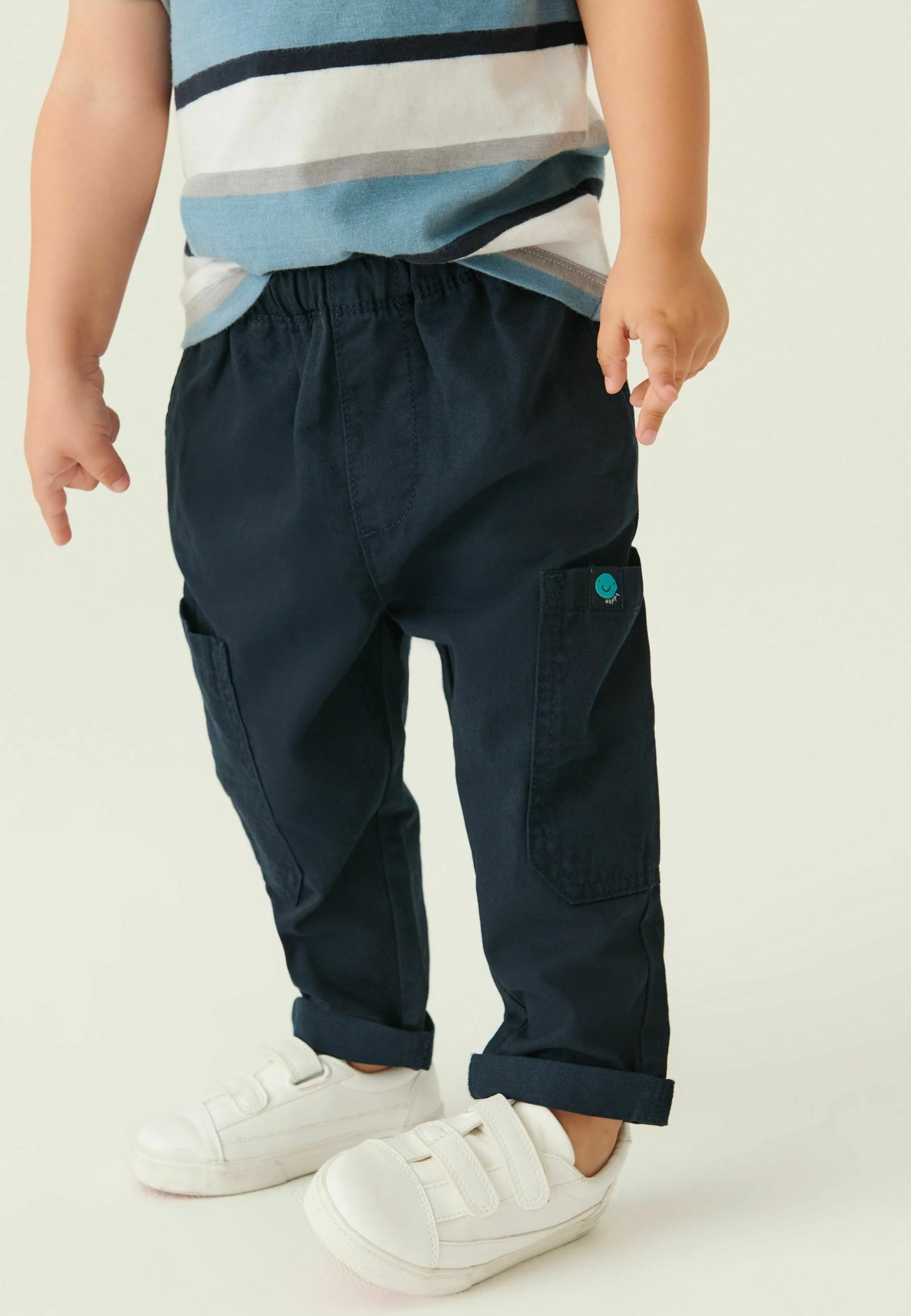 Siguiente SIDE POCKET PULL ON STANDARD - Pantalones cargo