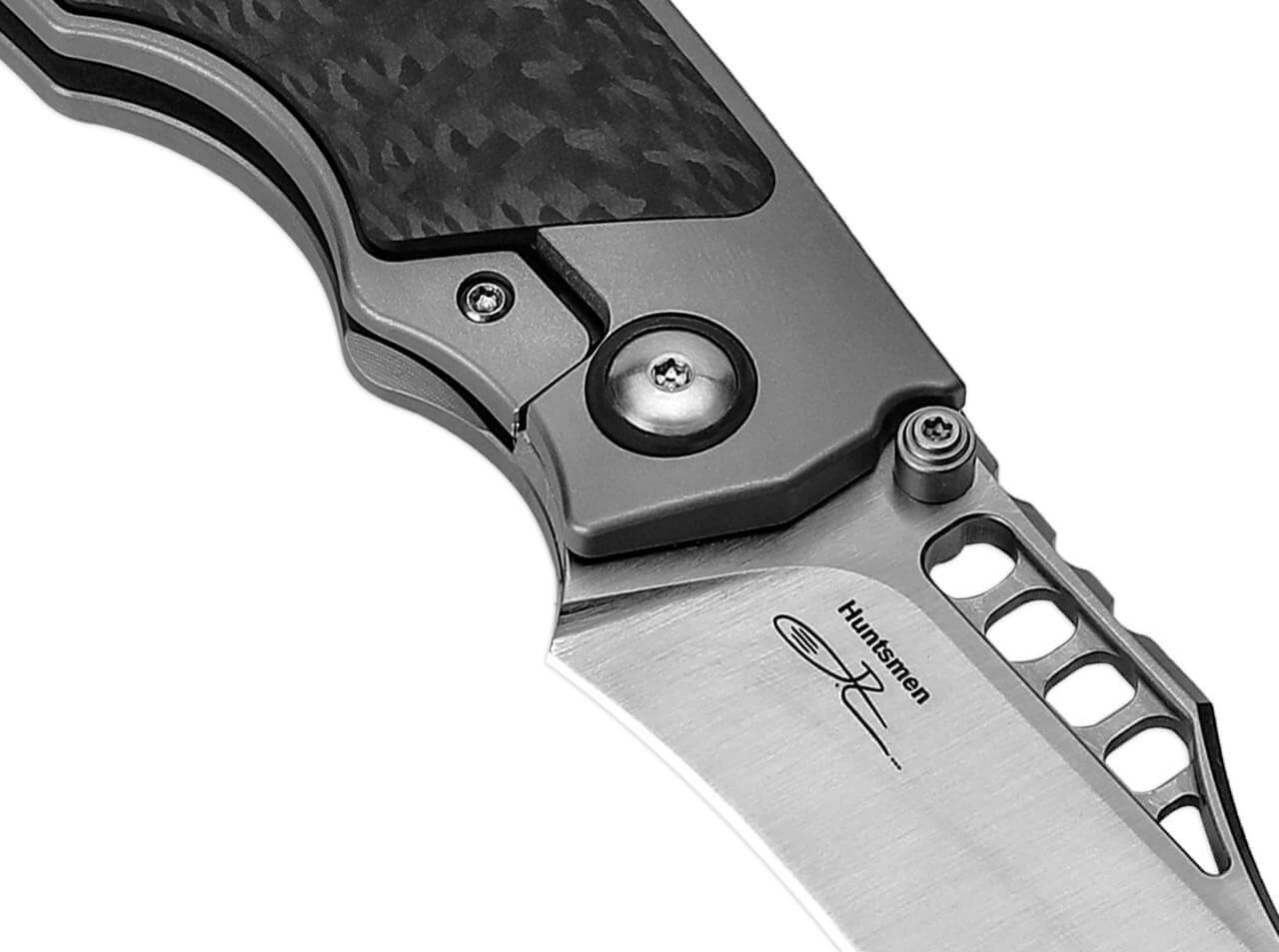 Huntsmen Titan CF