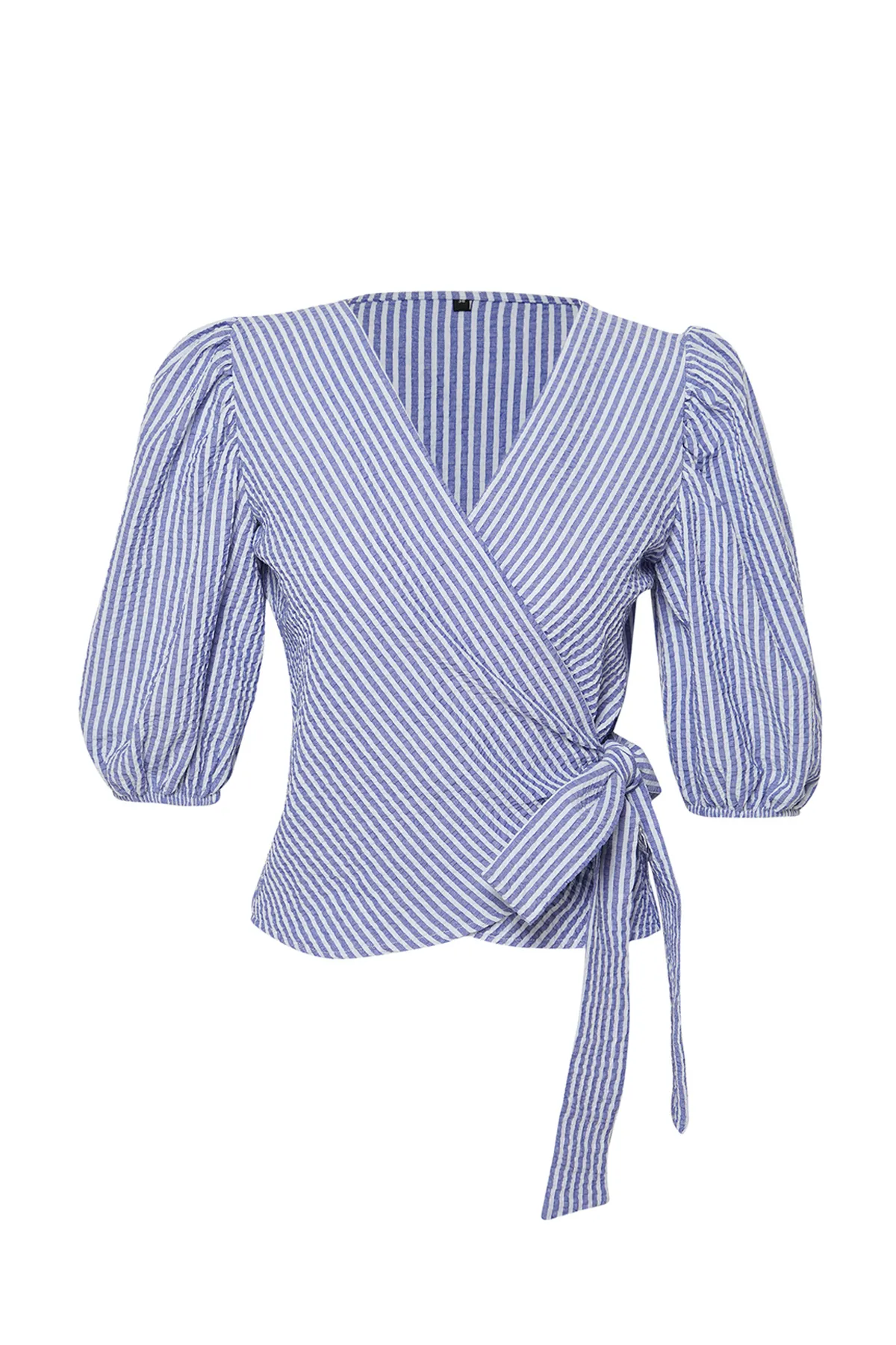 Trendyol Collection  Mehrfarbig gestreifte, zweireihige, mit Schnürung versehene, detaillierte Seersucker-Gewebebluse TWOSS24BZ00345