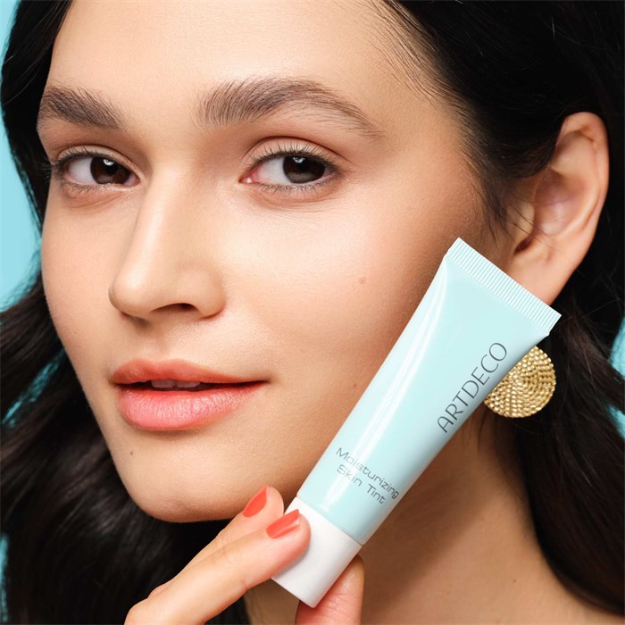 Moisturizing Skin Tint